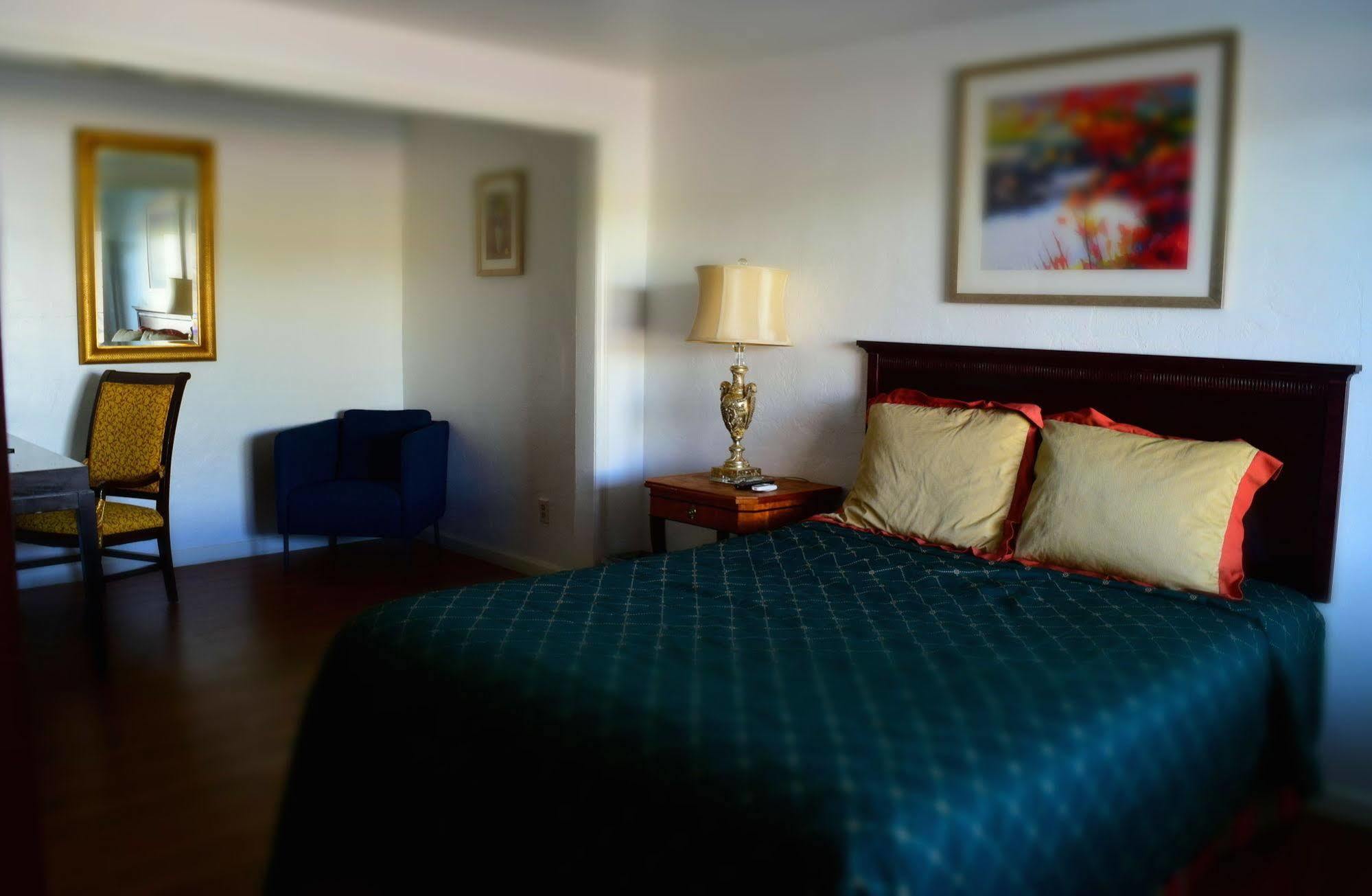 Roulette Motel Las Vegas
